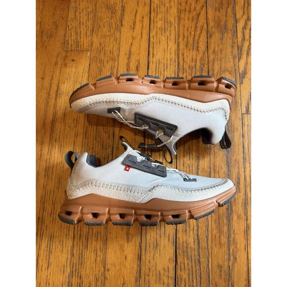 On Running Cloudaway Shoes Womens Size 7.5 Gray Tan Slip On Hiking 49.98406 - Picture 10 of 12